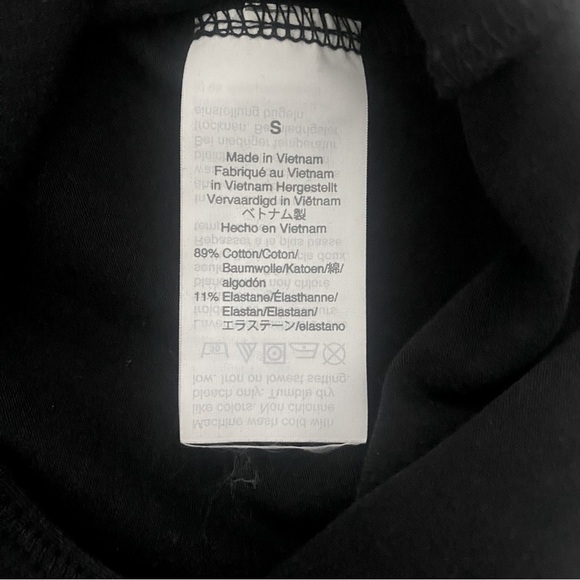 J.Crew Women’ Mock Neck Body Suit Button Shoulder Size Small Color Black - Picture 5 of 7